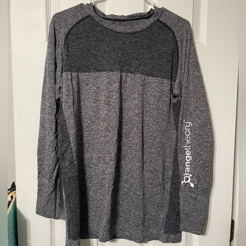 XL Orangetheory Fitness Gray Reflective Long Sleeve